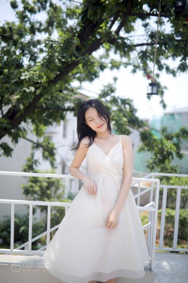 清纯班花被我日穴喷水